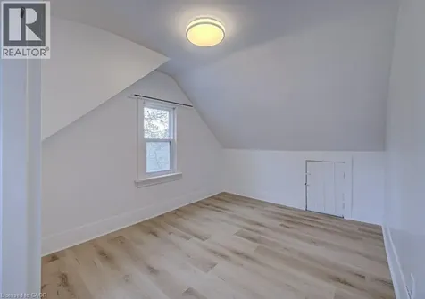 59 Fourth Avenue Cambridge ON N1S 2E2