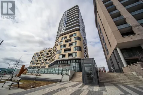 120 Eagle Rock Way Vaughan ON L6A 5C2
