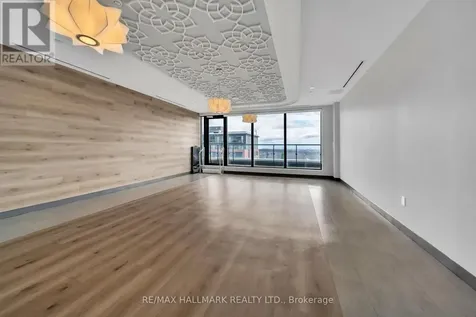 120 Eagle Rock Way Vaughan ON L6A 5C2