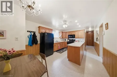36 Hamilton Avenue Brantford ON N3S 6Z9