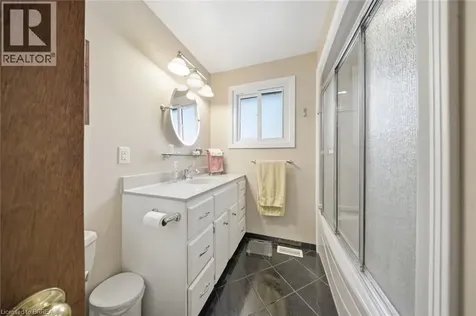 36 Hamilton Avenue Brantford ON N3S 6Z9
