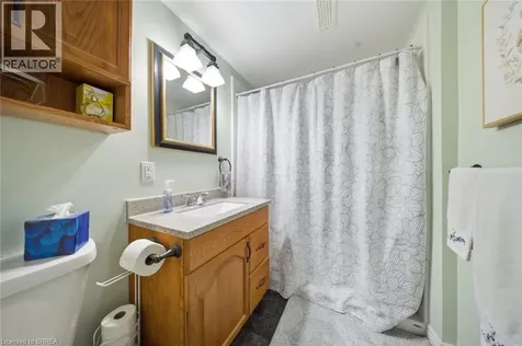 36 Hamilton Avenue Brantford ON N3S 6Z9