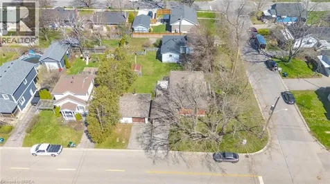 36 Hamilton Avenue Brantford ON N3S 6Z9