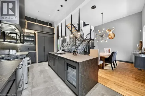 114 Catharine Street North Hamilton ON L8R 1J4
