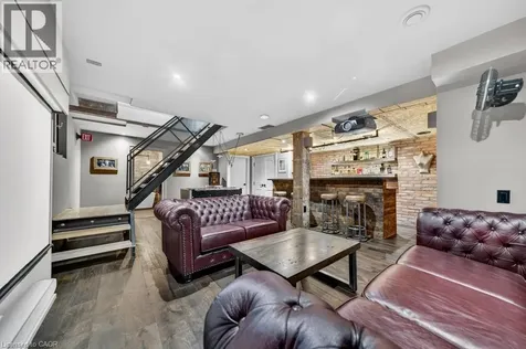 114 Catharine Street North Hamilton ON L8R 1J4