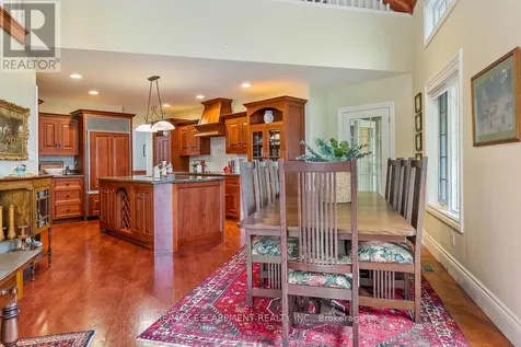 22 Southridge Trail Caledon ON L7K 0B3