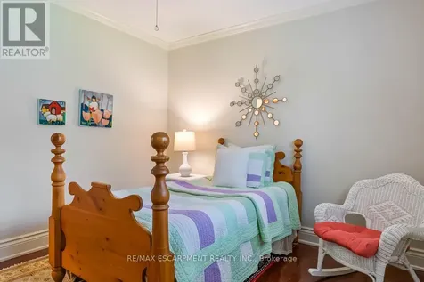 22 Southridge Trail Caledon ON L7K 0B3