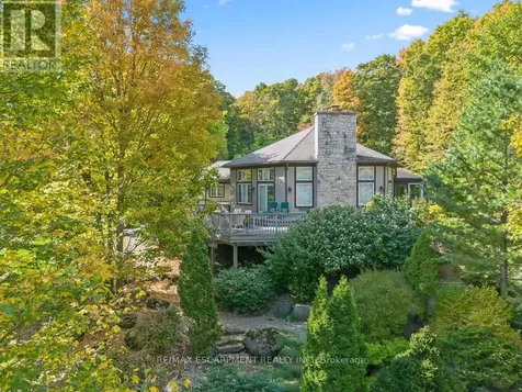 22 Southridge Trail Caledon ON L7K 0B3