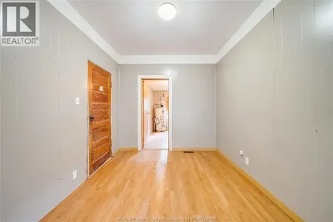 194 Harvey Street Chatham ON N7M 1M7