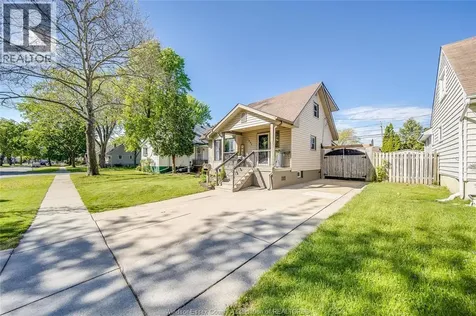 1889 Labadie Windsor ON N8W 4J8