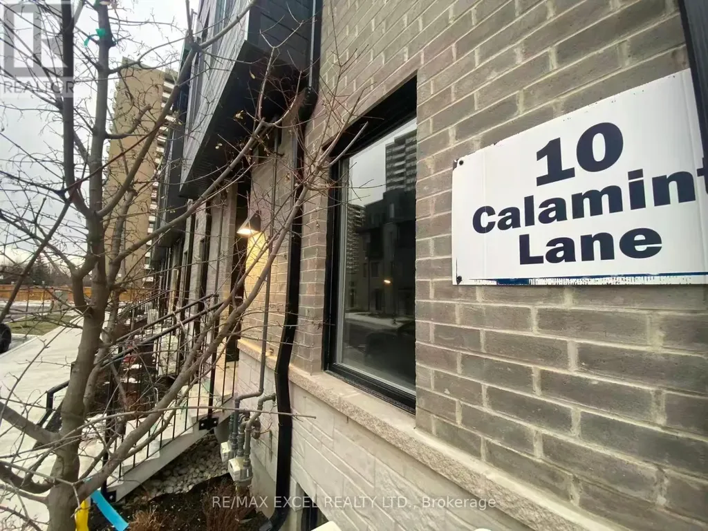 10 Calamint Lane Toronto (l'amoreaux) ON M1W 2H1