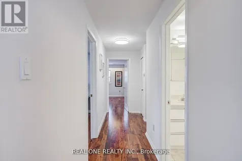 22 Kenmanor Boulevard Toronto (l'amoreaux) ON M1W 1R7