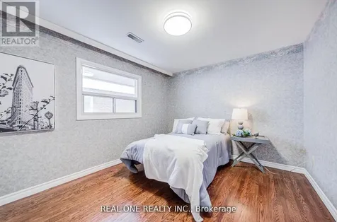 22 Kenmanor Boulevard Toronto (l'amoreaux) ON M1W 1R7