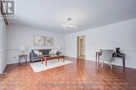 22 Kenmanor Boulevard Toronto (l'amoreaux) ON M1W 1R7