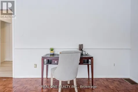 22 Kenmanor Boulevard Toronto (l'amoreaux) ON M1W 1R7