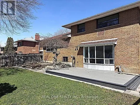 22 Kenmanor Boulevard Toronto (l'amoreaux) ON M1W 1R7