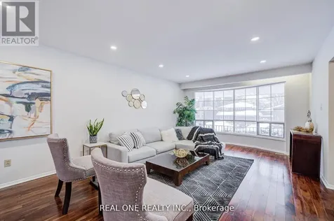 22 Kenmanor Boulevard Toronto (l'amoreaux) ON M1W 1R7