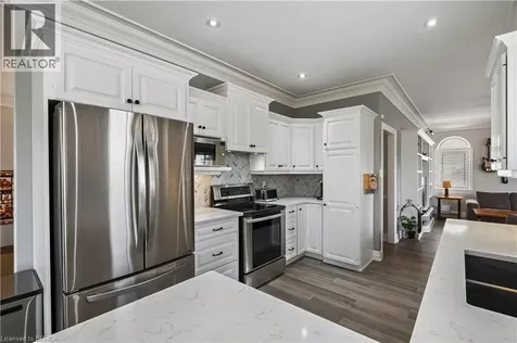 34 Pace Avenue Brantford ON N3S 7V4