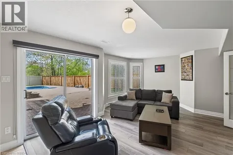 34 Pace Avenue Brantford ON N3S 7V4