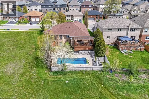 34 Pace Avenue Brantford ON N3S 7V4