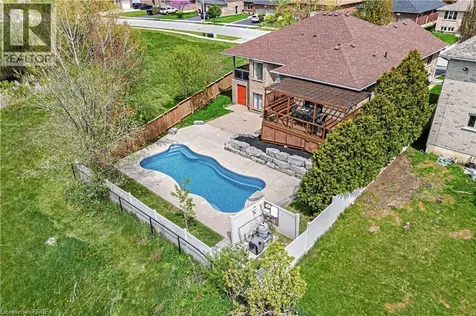 34 Pace Avenue Brantford ON N3S 7V4