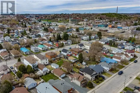 389 Dell Street Sudbury ON P3B 2M2