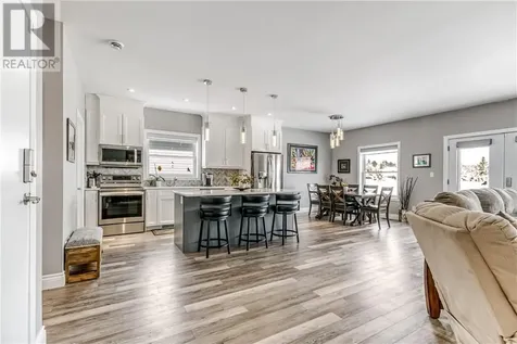22 Teravista Way Sudbury ON P3E 0H9