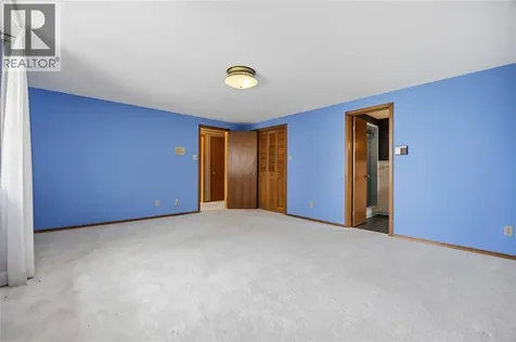 2088 Lakeshore Road Sarnia ON N7T 7H6