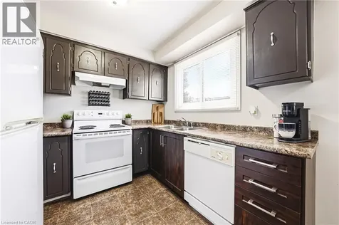 11 Harrisford Street Hamilton ON L8K 6L7