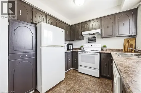 11 Harrisford Street Hamilton ON L8K 6L7