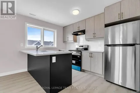 810 Parnian Private Ottawa ON K2J 7K6