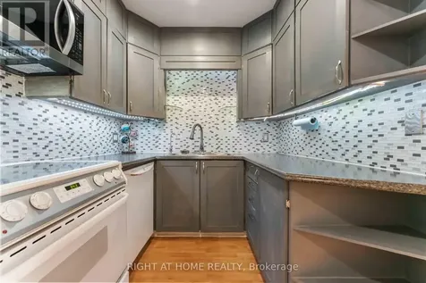 2 Columbus Avenue Ottawa ON K1K 1R3