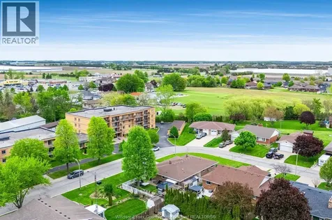 11 Elizabeth Crescent Leamington ON N8H 4P7