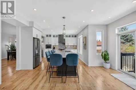 64 Baywood Drive Ottawa ON K2S 2H5