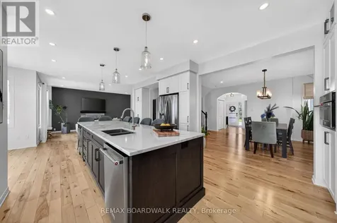 64 Baywood Drive Ottawa ON K2S 2H5
