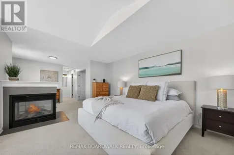 64 Baywood Drive Ottawa ON K2S 2H5