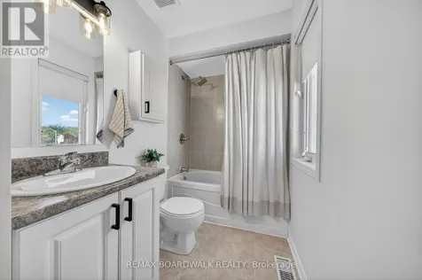 64 Baywood Drive Ottawa ON K2S 2H5