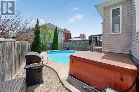 64 Baywood Drive Ottawa ON K2S 2H5