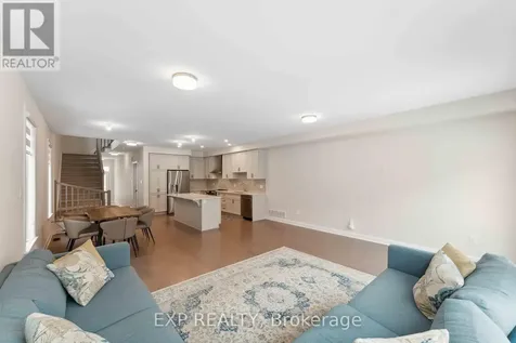 934 Clarkia Street Ottawa ON K1T 0Y1
