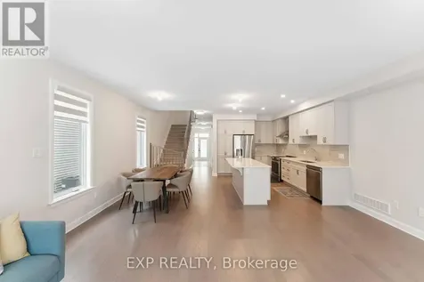 934 Clarkia Street Ottawa ON K1T 0Y1