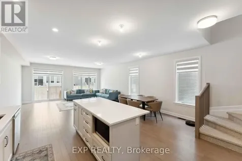 934 Clarkia Street Ottawa ON K1T 0Y1