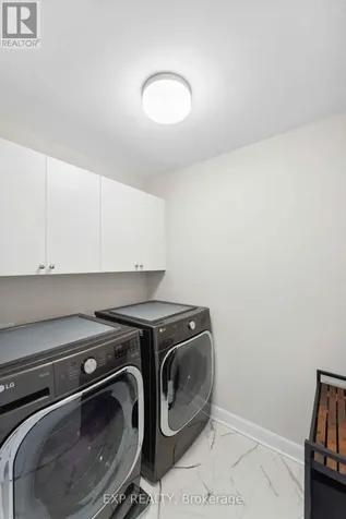 934 Clarkia Street Ottawa ON K1T 0Y1