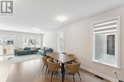 934 Clarkia Street Ottawa ON K1T 0Y1