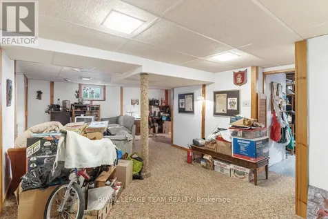 684 Wavell Avenue Ottawa ON K2A 3B1