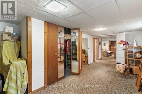 684 Wavell Avenue Ottawa ON K2A 3B1