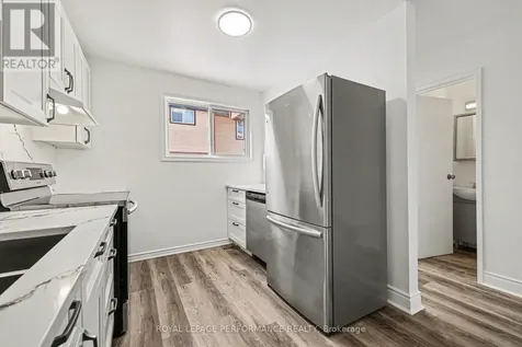 1584 Feather Lane Ottawa ON K1T 1V4