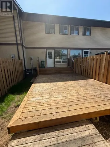 1584 Feather Lane Ottawa ON K1T 1V4