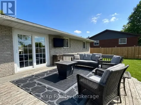 209 15th Avenue Hanover ON N4N 3E1