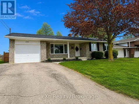 209 15th Avenue Hanover ON N4N 3E1