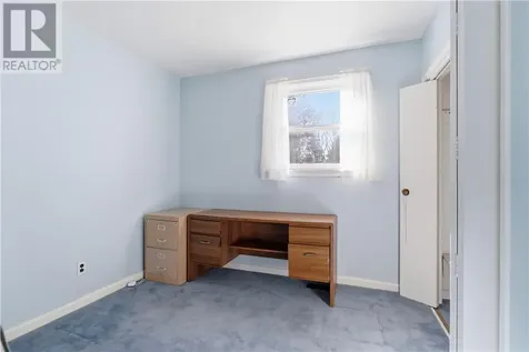 1587 Crestmoor Road Greater Sudbury ON P3A 4M3